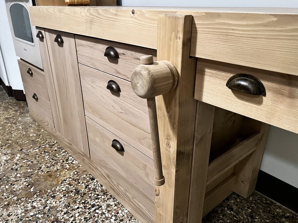 Cucina modello Rialto mobile con colonna 210x64xh90cm  + Isola personalizzata con lato snack a ribalta 150X90XH100cm scolapiatti e pensili in metallo TUTTO SU MISURA