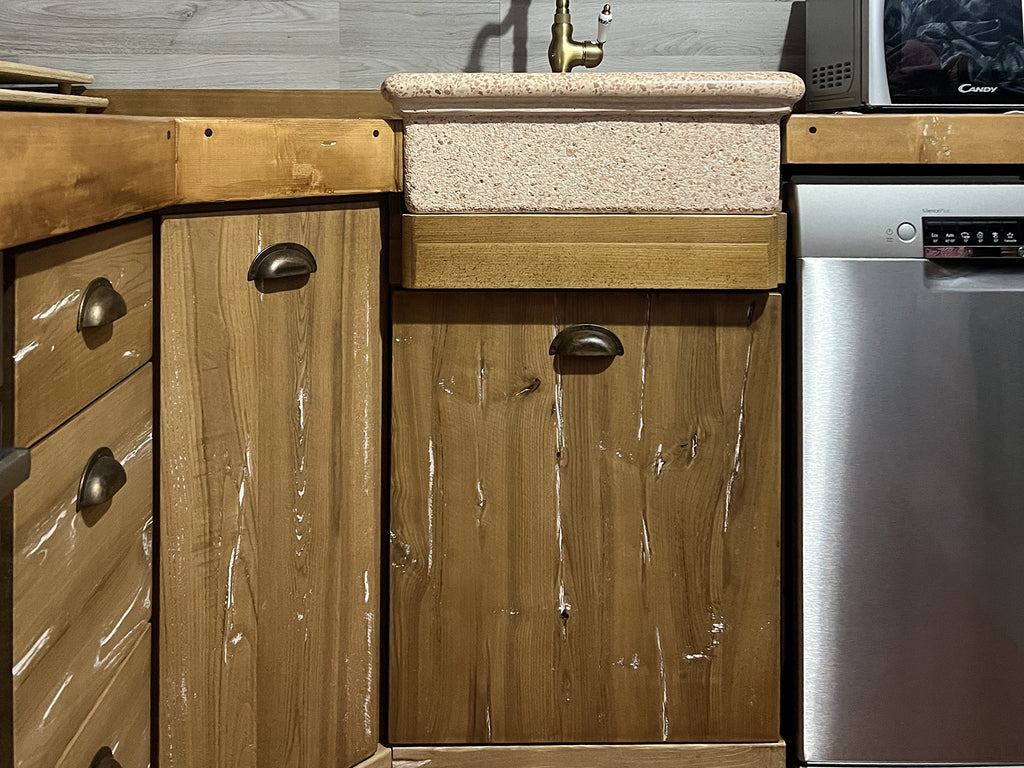 Cucina angolare ANNA stile RUSTICO | CLASSICO in abete e frassino massello effetto stuccato predisposizione elettrodomestici misure 280-200x65xh90cm