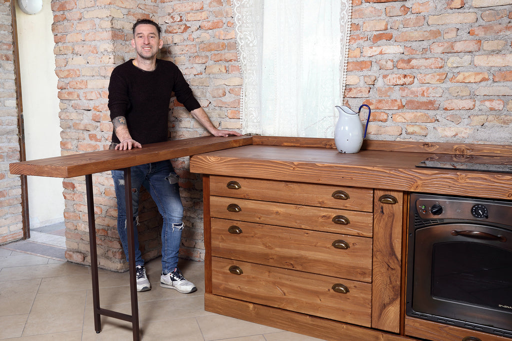 Cucina angolare MONACO stile COUNTRY in legno massello con tavolo snack a ribalta 310-205x65xh88cm