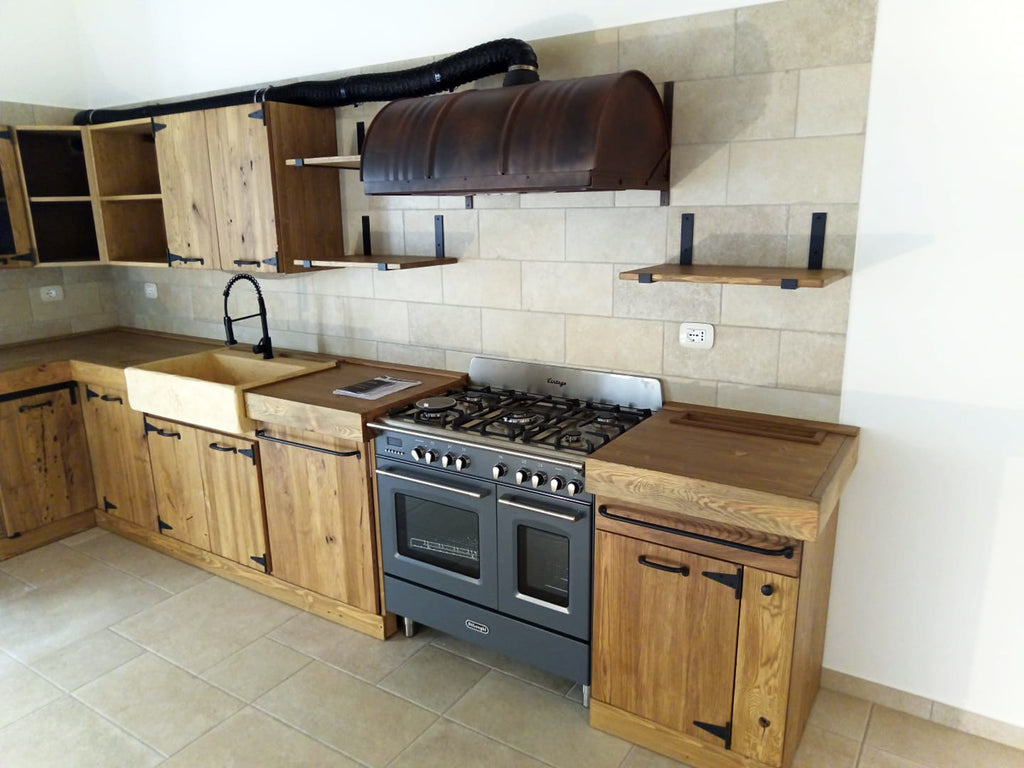 Cucina angolare INDUSTRIAL mod. LEONARDA con pensili h72 cm mensole morsa cappa bidone 420x190x65xh92-210 cm tutto legno massello