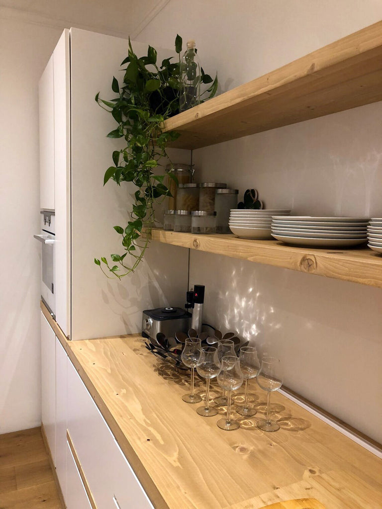Cucina lineare modello Venezia parete moderna da 330cm + Isola country 230x220xh95 cm Tutto legno massello personalizzabile SU MISURA