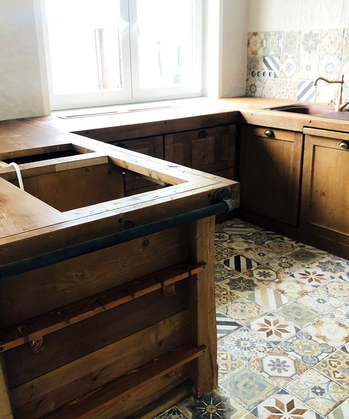 INDUSTRIAL / COUNTRY style horseshoe kitchen LIVED ALL IN solid wood preparation for household appliances 200x200x340 cm