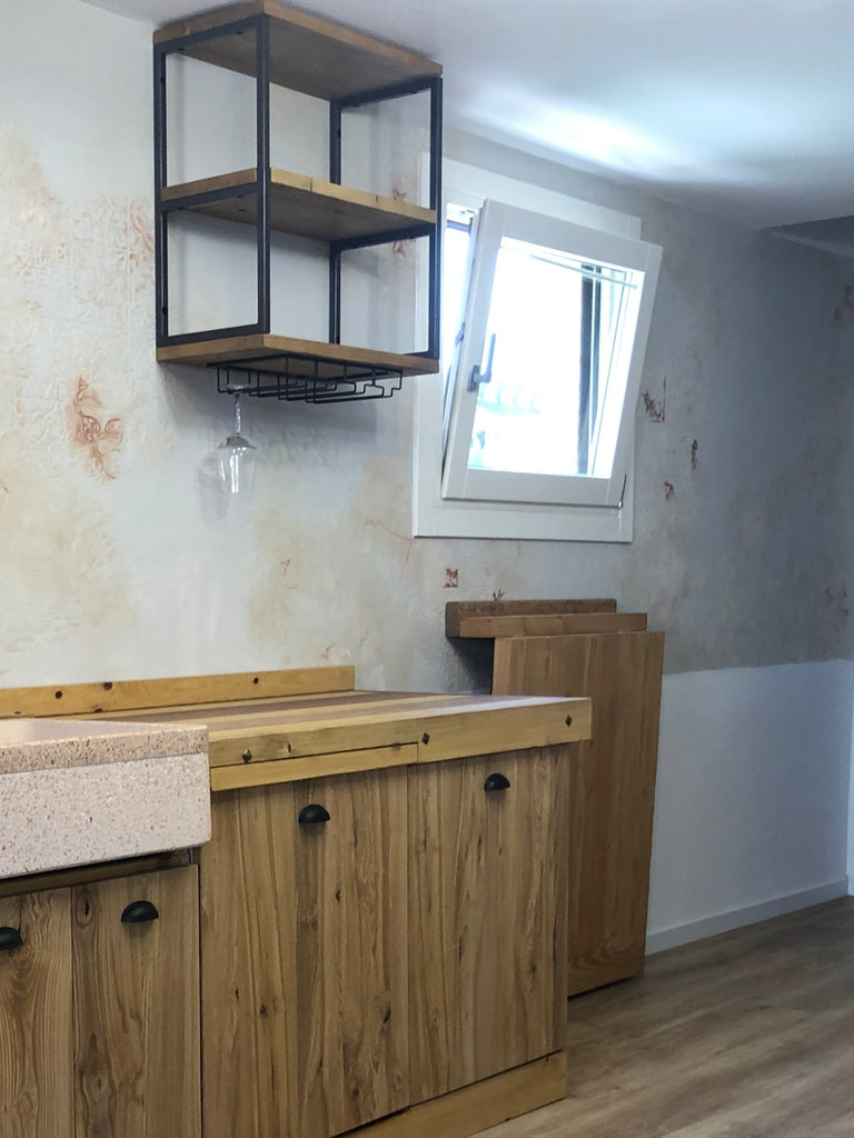 COUNTRY / RUSTIC style kitchen in solid ash and fir with stone sink, dishwasher ready, measures 280x65xh90 cm