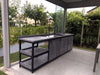 Cucina lineare stile INDUSTRIAL struttura in ferro e legno massello finitura cemento misure 320x60xh90 cm