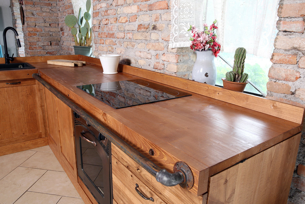 Cucina angolare stile INDUSTRIAL / COUNTRY TUTTO legno massello finitura ad effetto rovinato predisposizione elettrodomestici 280x160x65xh87 cm