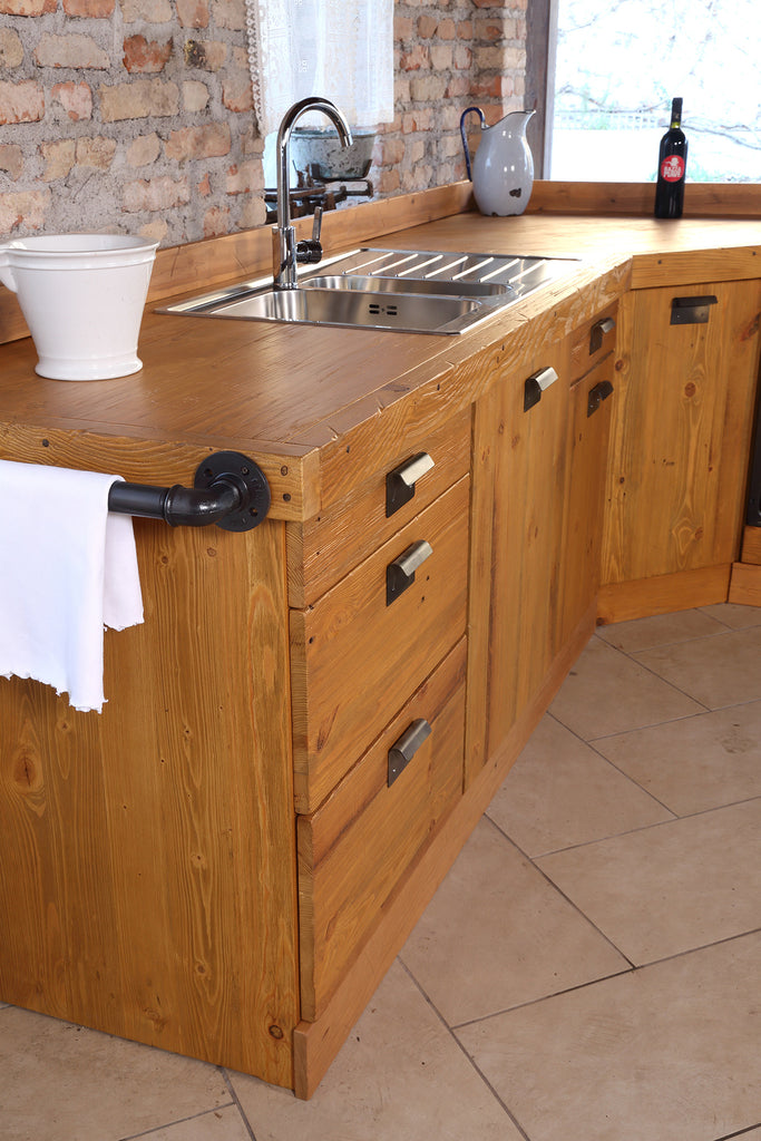 Cucina angolare stile INDUSTRIAL / COUNTRY TUTTO legno massello con predisposizione elettrodomestici misure 300x200x65xh87 cm