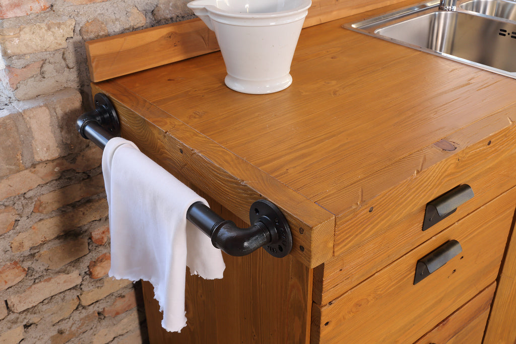 Cucina angolare stile INDUSTRIAL / COUNTRY TUTTO legno massello con predisposizione elettrodomestici misure 300x200x65xh87 cm