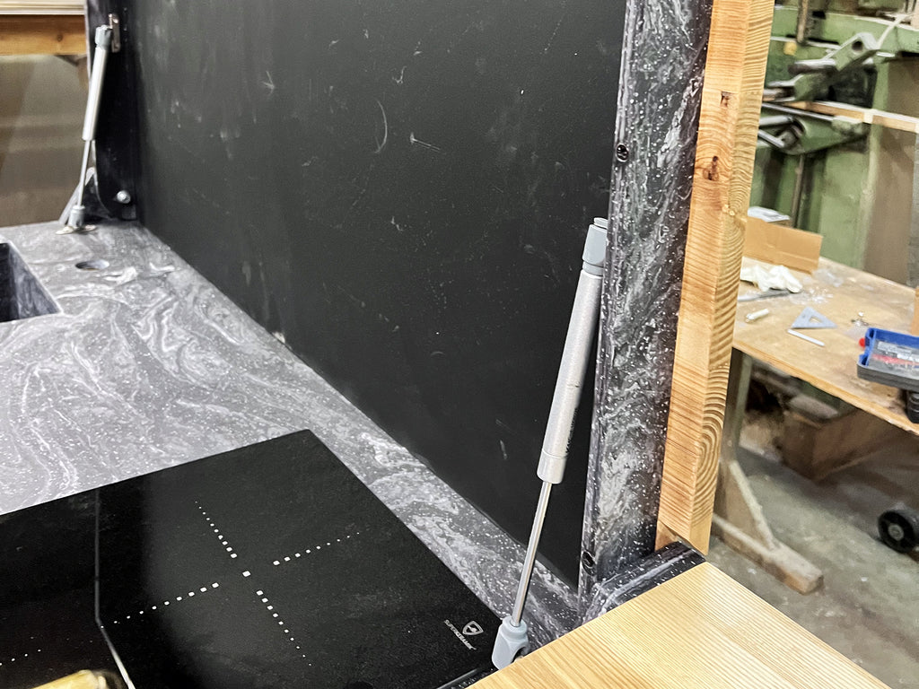 Mini Cucina Parigi a scomparsa Country 135x65xh100 cm TOP CORIAN in legno massello personalizzabile SU MISURA