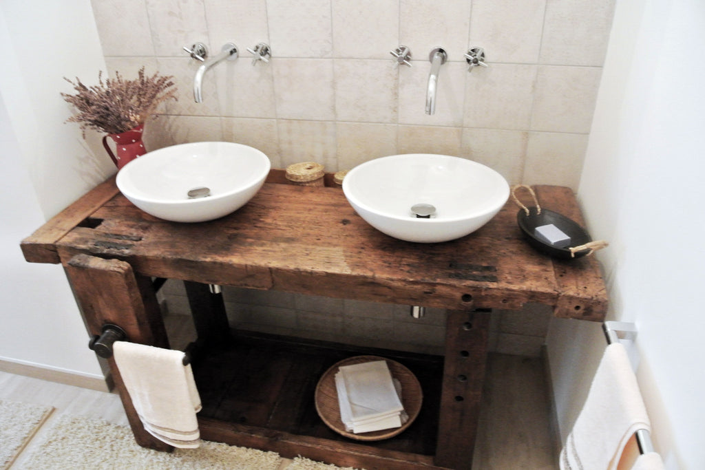 Mobile bagno BANCO FALEGNAME VISSUTO E ANTICO in legno massello predisposizione per due lavabi da appoggio opzionali 160x50xh80 cm