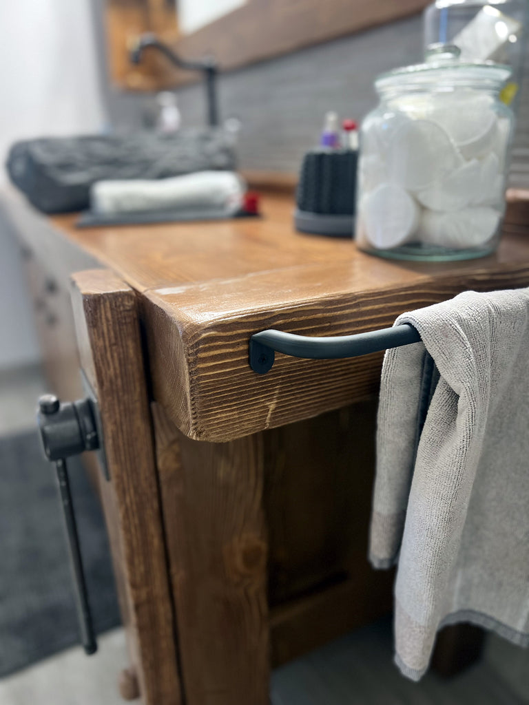 Mobile arredo Bagno con lavabo in pietra rubinetto specchiera mod. SILVIA stile BANCO FALEGNAME 180x50xh72cm legno massello LUCI OPZIONALI