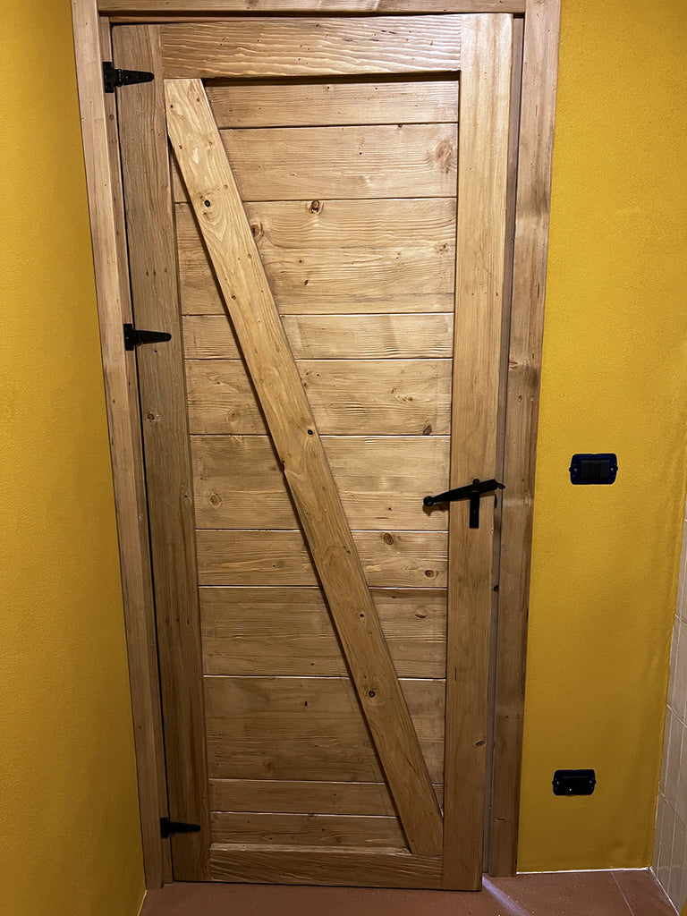INDUSTRIAL style interior sliding door in solid wood with pulleys on iron rail 95xh220 cm customizable