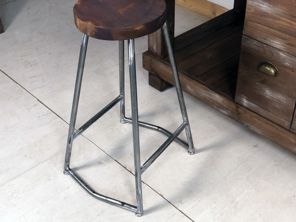 Sgabello alto H. 60/70 cm stile INDUSTRIAL colore NOCE/FLATTING PERSONALIZZABILE E SU MISURA