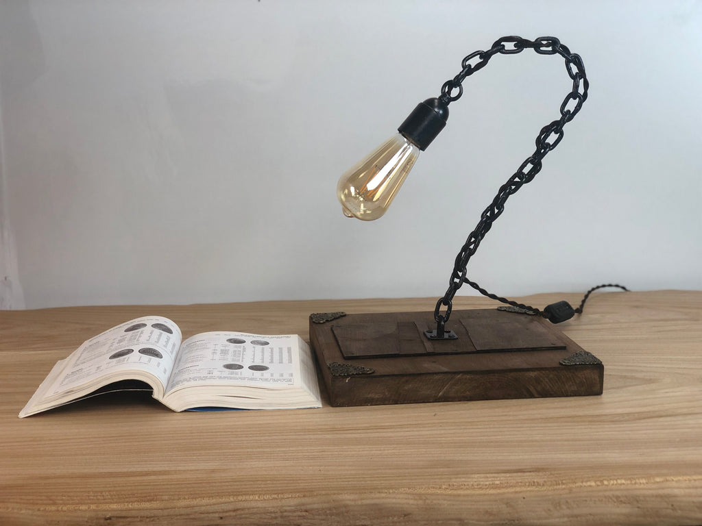 Abasciur lampshade Industrial style table lamp with welded chain, wooden base and Edison light 28x29xh40 cm OUR PRODUCTION