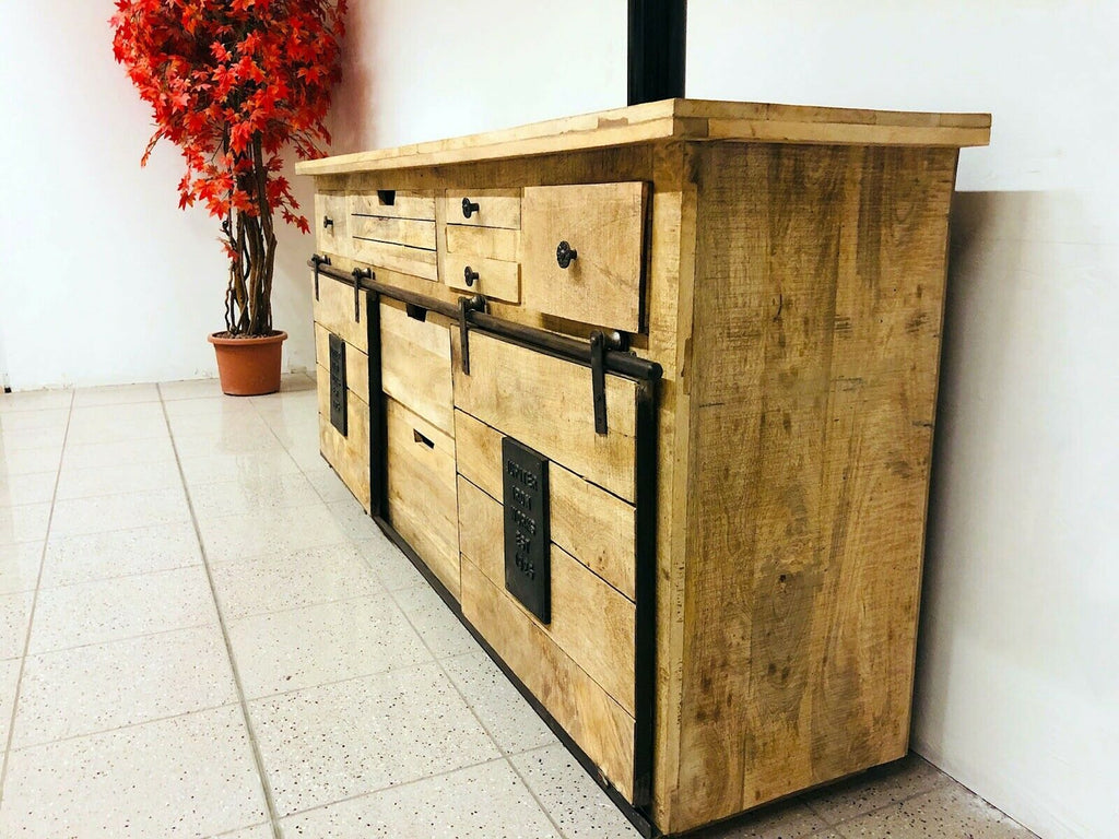 Mobile Credenza Madia stile INDUSTRIAL legno massello porte scorrevoli su rotaie180x40h80 cm