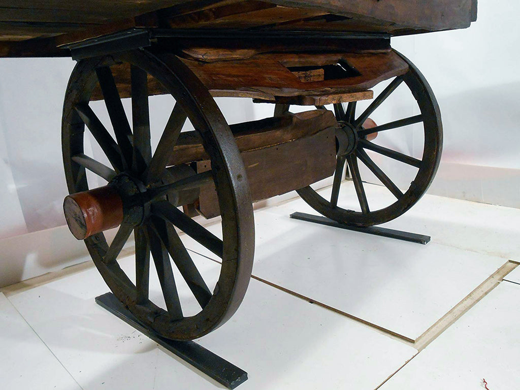 Originale Tischlerbank für Möbel, montiert auf Vintage-Wagenrädern, 200 x 80 x 100 cm, maßgefertigt und auf Bestellung gefertigt