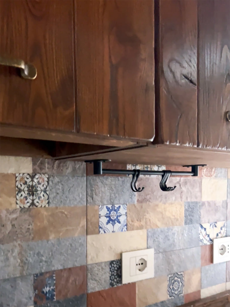 Linear kitchen with column and island INDUSTRIAL style kitchen entirely in solid wood 