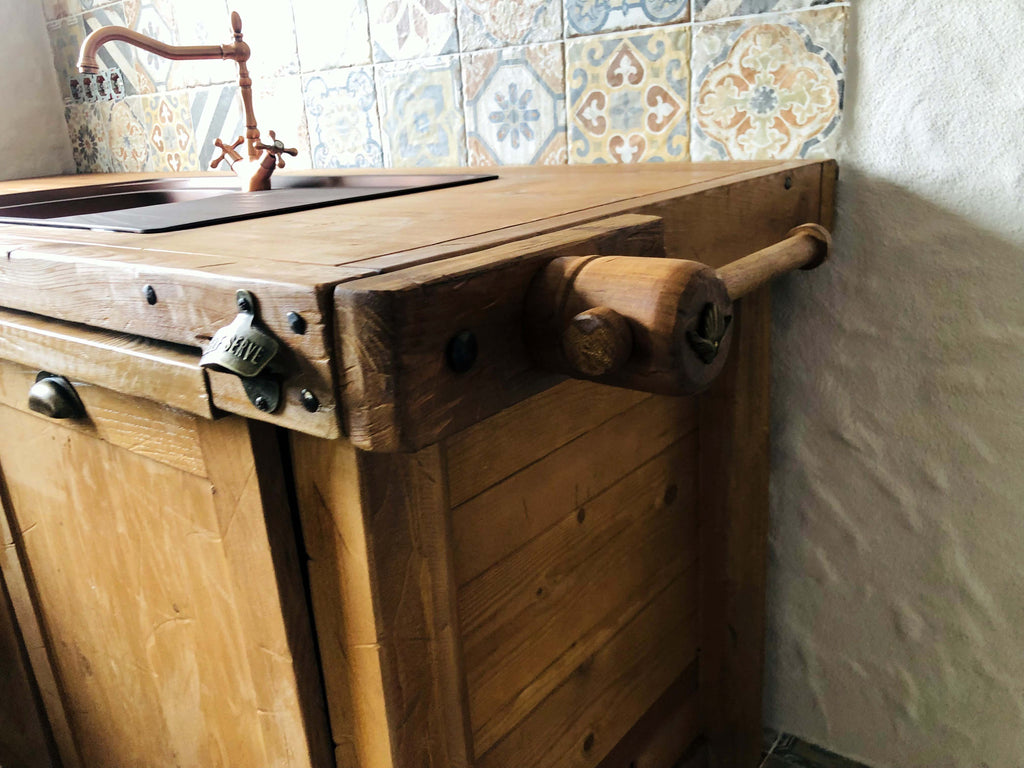 INDUSTRIAL / COUNTRY style horseshoe kitchen LIVED ALL IN solid wood preparation for household appliances 200x200x340 cm