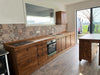 Cucina lineare stile COUNTRY modello ERICA da 400x65xh90cm + Isola su ruote da 140x70xh90cm tutto legno massello