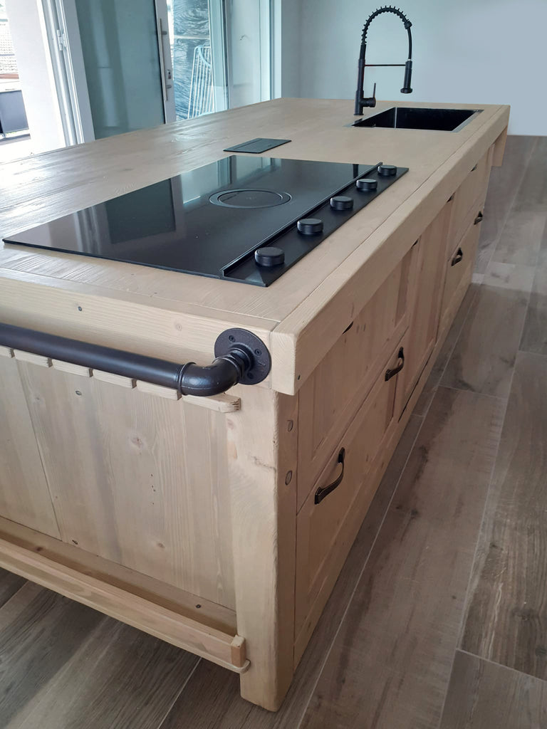 Linear kitchen with column and island INDUSTRIAL style kitchen entirely in solid wood 