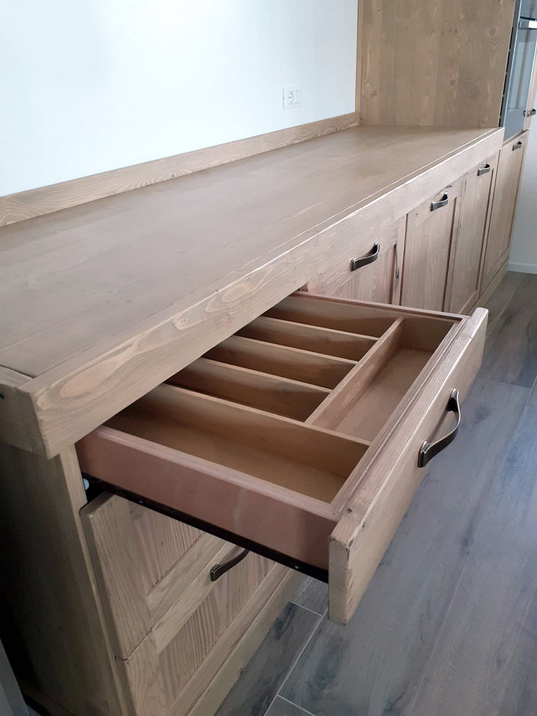 Linear kitchen with column and island INDUSTRIAL style kitchen entirely in solid wood 