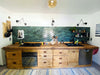 Cucina lineare stile INDUSTRIAL / RUSTICA VISSUTA E INVECCHIATA TUTTA in legno massello predisposizione elettrodomestici 400x65xh88 cm