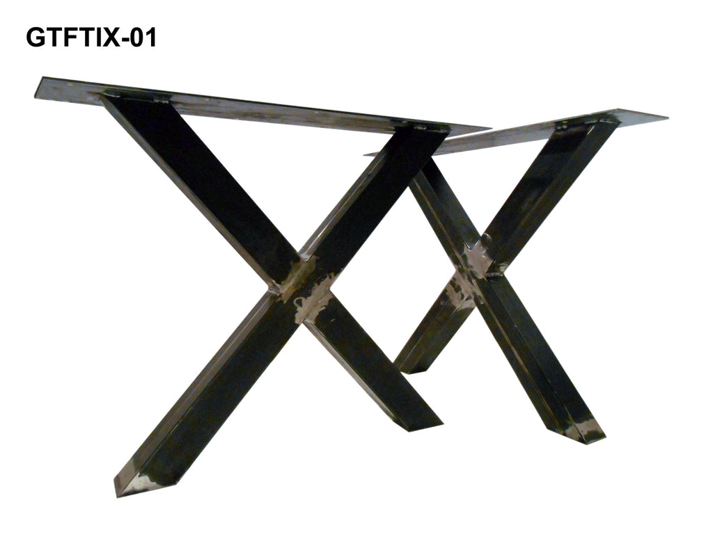 Tavolo INDUSTRIAL / COUNTRY in Pioppo Massello Scortecciato 7 cm – Su Misura 200–640 cm, Gambe Industrial a Scelta, Personalizzabile