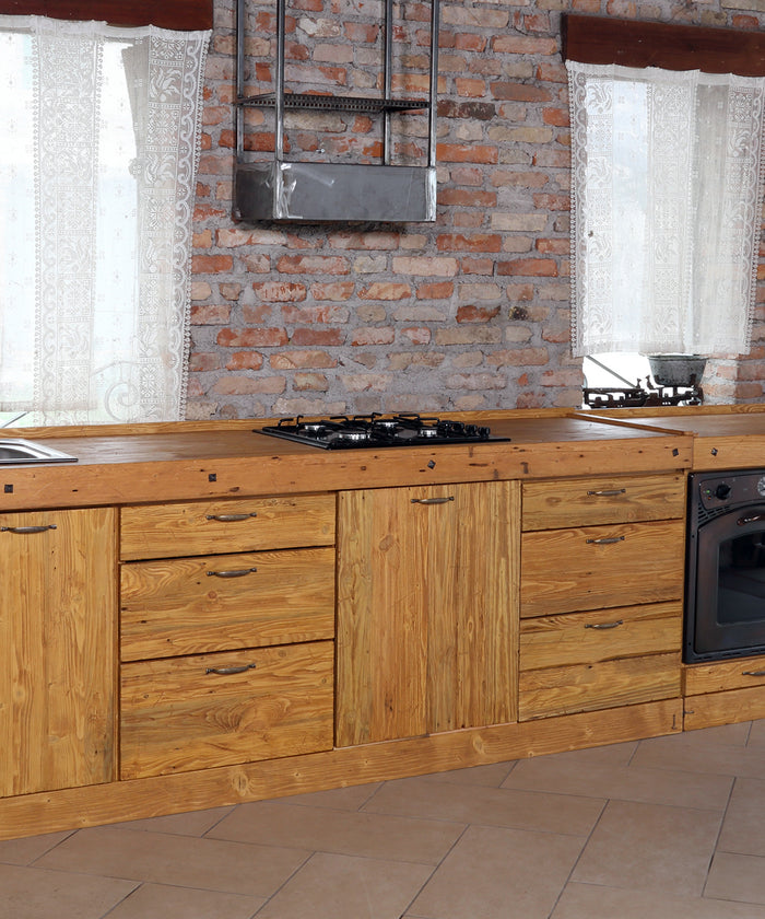 Linear mixed style INDUSTRIAL / COUNTRY kitchen in solid wood with a worn effect, predisposition for household appliances 465x65xh90 cm