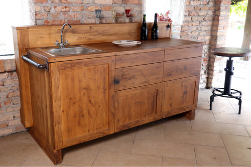 Lineare Küche mit erhöhter Rückwand im COUNTRY/INDUSTRIAL-Stil, Massivholz mit Spülbeckenvorbereitung 180x65xh85 cm