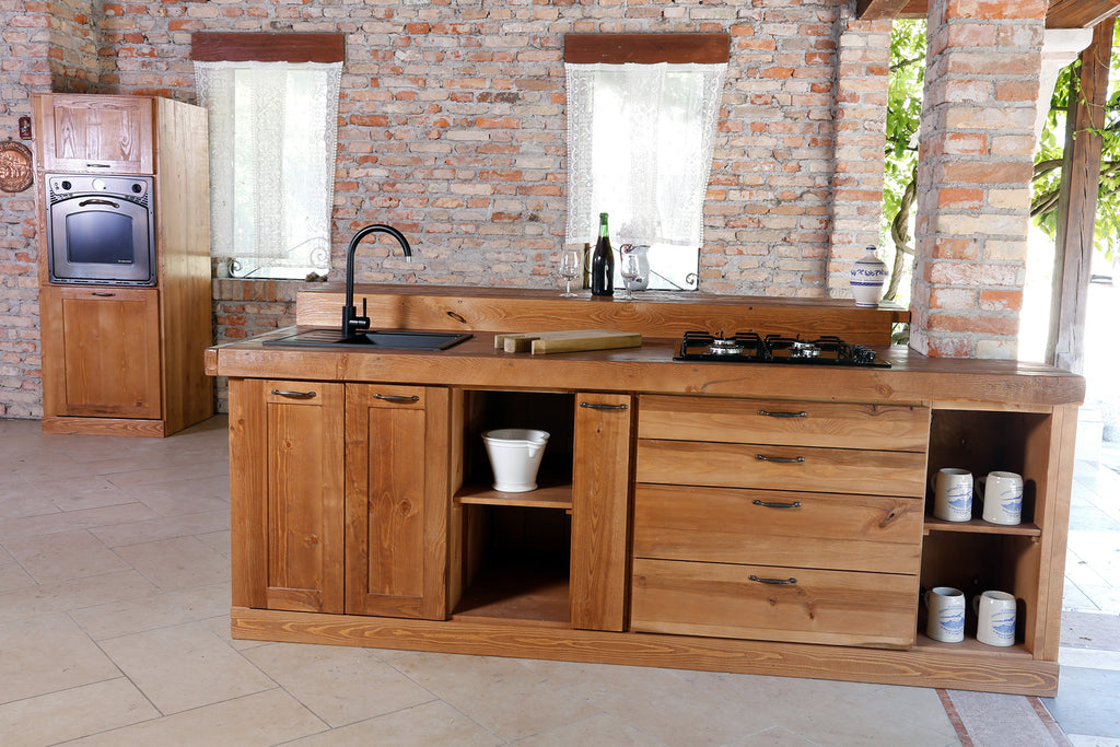 Isola Cucina con bancone BAR 240x80xh90 cm + colonna 60x70xh210 cm stile COUNTRY legno massello predisposizione elettrodomestici