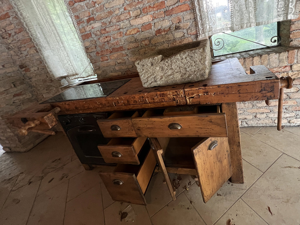 Mini Cucina realizzata su VERO BANCO DA FALEGNAME restaurato in legno massello | lavabo ed elettrodomestici ESCLUSI | misure 212x95xH90 cm