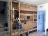 Parete in legno porta TV stile RUSTICO telaio e rivestimento in legno massello da  riciclo effetto multicolore 290x35xh280cm SU MISURA