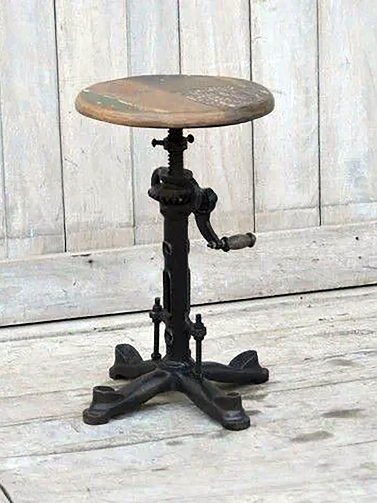 Adjustable screw high stool H. 60/70cm BAR PUB type Round design INDUSTRIAL style