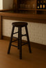 Hoher Hocker H. 65/75 cm BAR PUB COUNTRY-Stil aus Massivholz runde Sitzfläche trapezförmige Struktur ANPASSBAR