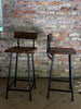 Sgabello alto H. 60/70 cm tipo BAR / PUB Design squadrato con schienale INDUSTRIAL legno massello / telaio in metallo tubolare PERSONALIZZABILE