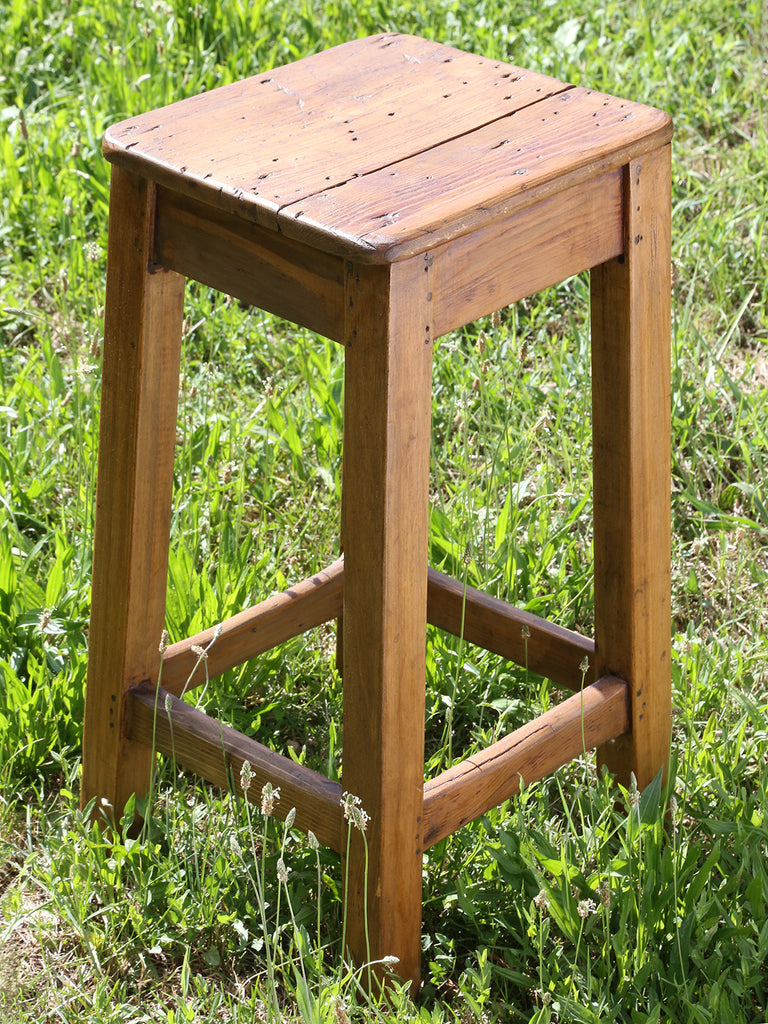 Niedriger Hocker H. 45/55 cm RUSTIKALER / VESSED / ANTIKER Stil aus Massivholz ANPASSBAR (Kopie)