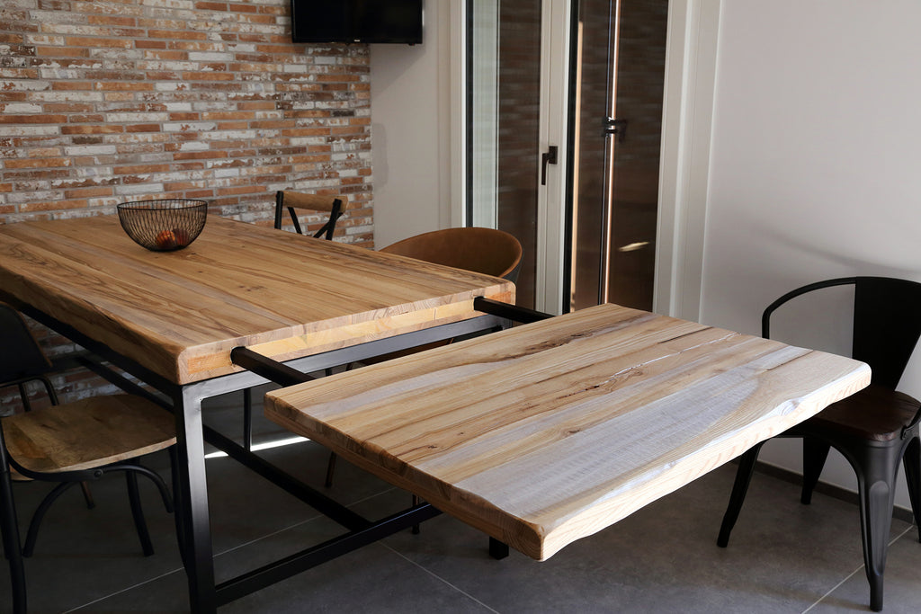 Tavolo da cucina con due allunghe in stile INDUSTRIAL in legno massello e gambe in ferro tubolare 150/190/230x90xh80 cm