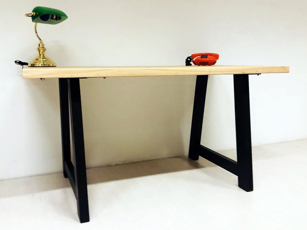 Tavolo stile INDUSTRIAL con top in olmo e gambe in ferro "A" - 160×80×H80 cm personalizzabile