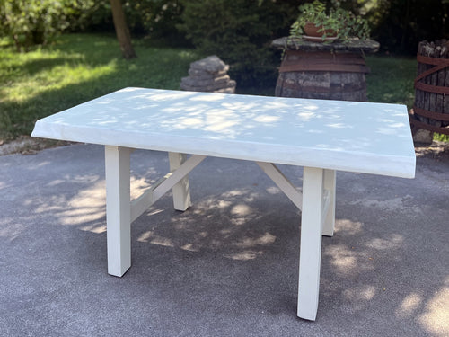 Rustikaler weißer Küchen-/Wohnzimmertisch im Shabby-Chic-Stil mit 6 cm dicker Platte aus massivem, entrindetem Tannenholz, Maße 190 x 90 x 80 cm