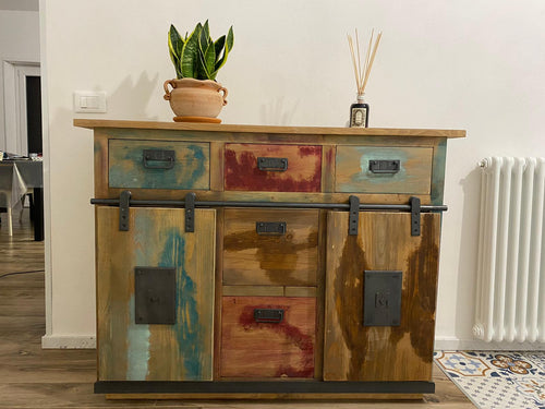 Wohnzimmer-Sideboard im Industriestil mit Schiebetüren und Schubladen aus Massivholz, 140 x 50 x 100 cm